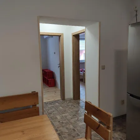 špacír *
